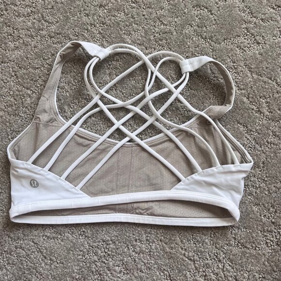 Lululemon Free to Be Bra Size 6 - White - Picture 2 of 2